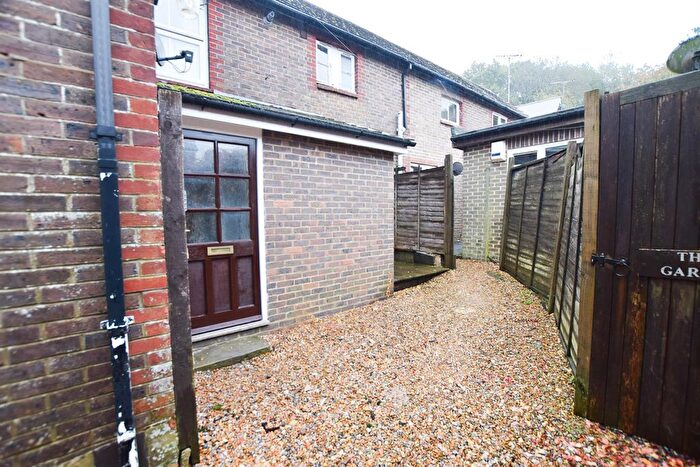 1 Bedroom Flat To Rent In Western Road, Crowborough, TN6