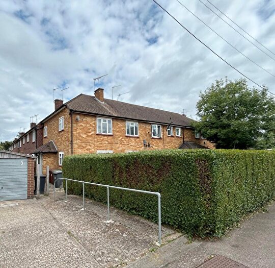 1 Bedroom Maisonette To Rent In Ritz Court, Potters Bar, Hertfordshire, EN6