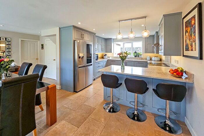 5 Bedroom Detached House To Rent In Azerley Grove, Harrogate, HG3