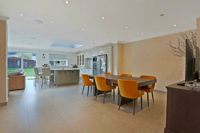 7 Bedroom Detached House To Rent In Meadowside Road, South Cheam, SM2