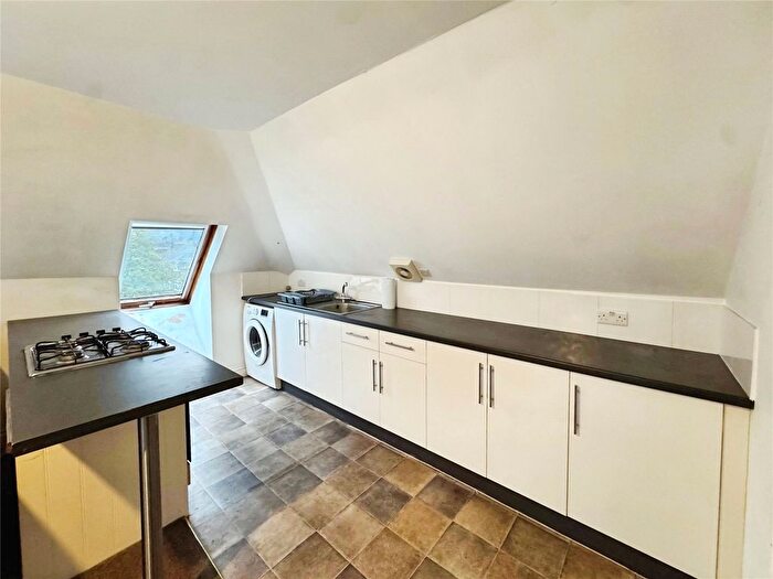 1 Bedroom Flat To Rent In Chatsworth Road, Croydon, CR0