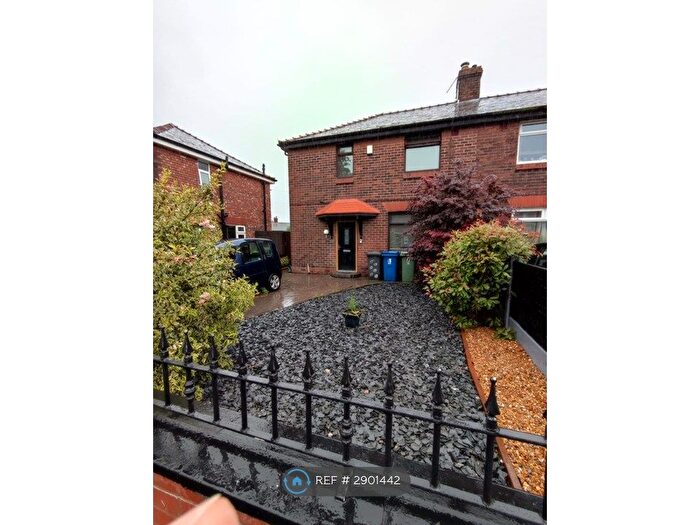 3 Bedroom Semi-Detached House To Rent In Hawthorn Avenue, Wigan, WN5