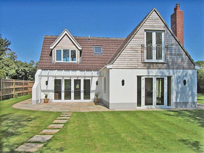 4 Bedroom Detached House To Rent In North Weirs, Brockenhurst, SO42