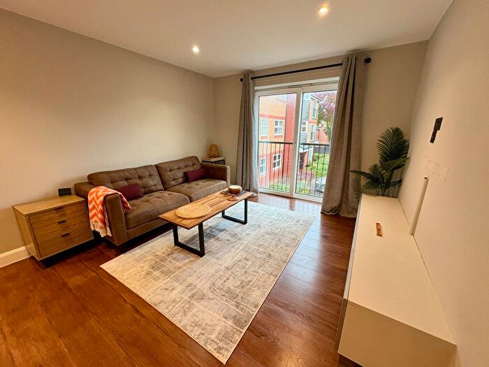1 Bedroom Flat To Rent In Blackthorn Close, Cambridge, CB4