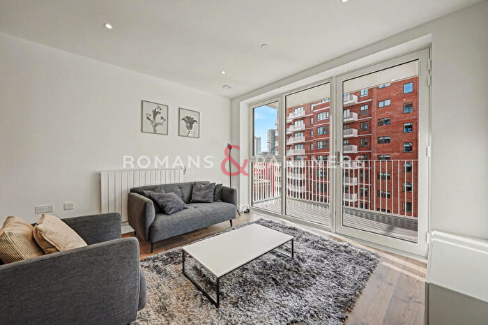 1 Bedroom Apartment To Rent In Dray House, Lombard Square, SE28