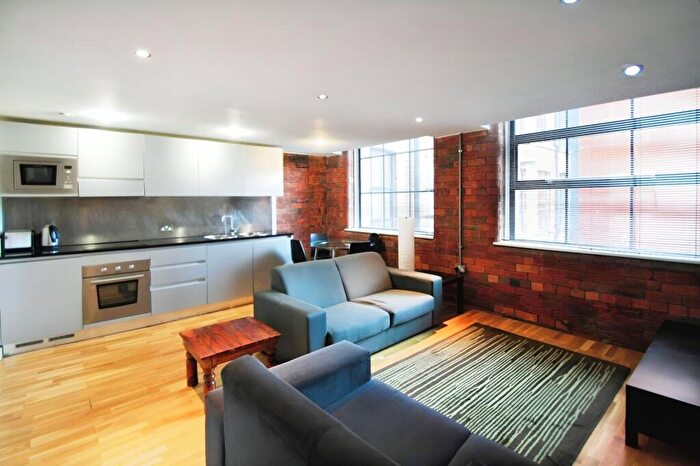 2 Bedroom Flat To Rent In Roberts Wharf, Neptune Street, Leeds, West Yorkshire, LS9