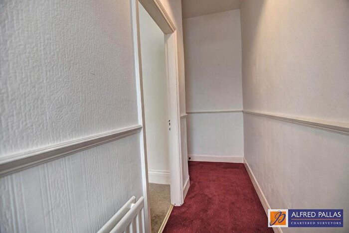2 Bedroom Terraced Bungalow For Sale In Dent Street, Fulwell, SR6