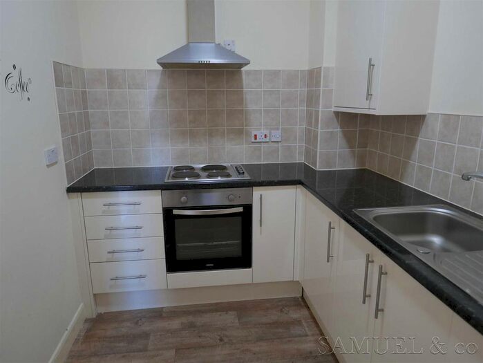 1 Bedroom Flat To Rent In Brunswick Park Road, Wednesbury, WS10