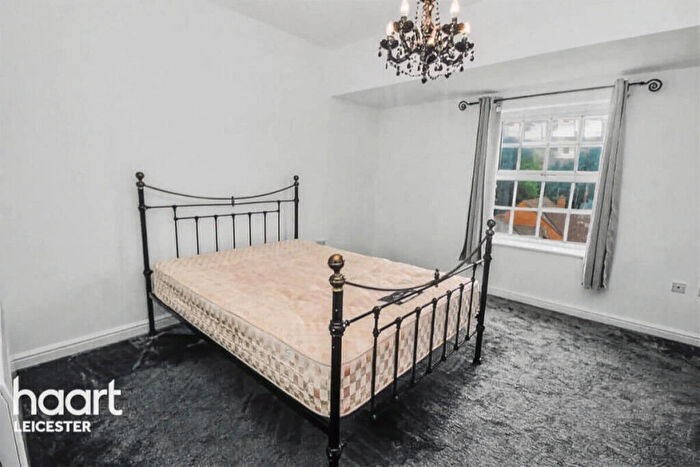 2 Bedroom Apartment For Sale In Stelle Way, Leicester, LE3