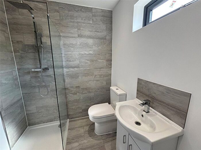 3 Bedroom Detached House For Sale In Ashford, Surrey, TW15