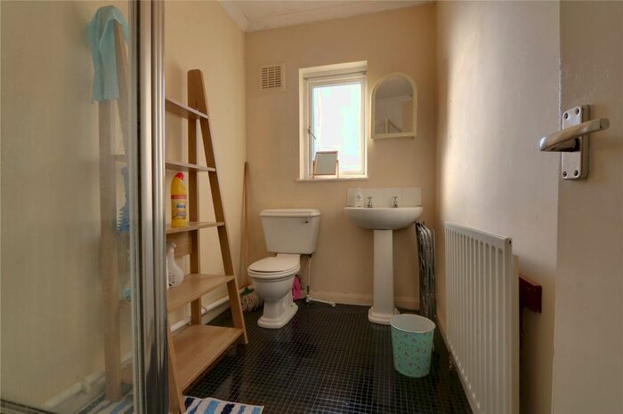 Studio To Rent In Atlantic Road, London SW9