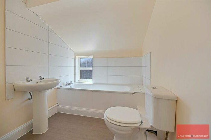 2 Bedroom Flat To Rent In Greenhill Road, London, NW10