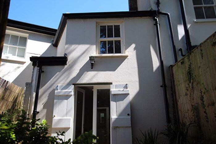 1 Bedroom Semi-Detached House To Rent In Downside, Epsom, KT18