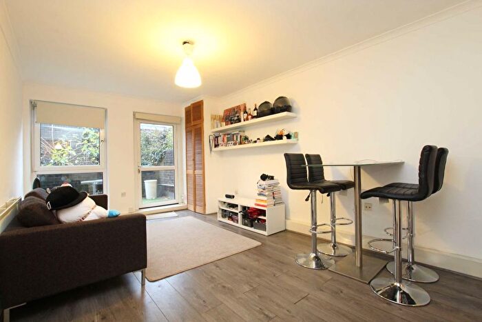 1 Bedroom Flat To Rent In Elia Street, Elia Street, N1
