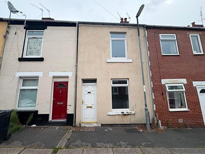 2 Bedroom Terraced House To Rent In Co-Operative Street, Goldthorpe, S63