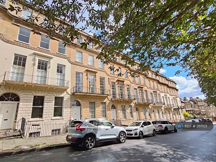 3 Bedroom Flat To Rent In Cavendish Place, Bath, BA1