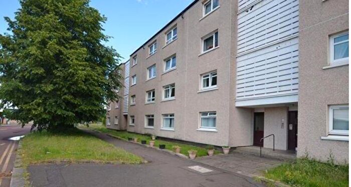 2 Bedroom Flat To Rent In Maclean Square, Kinning Park, Glasgow, G51