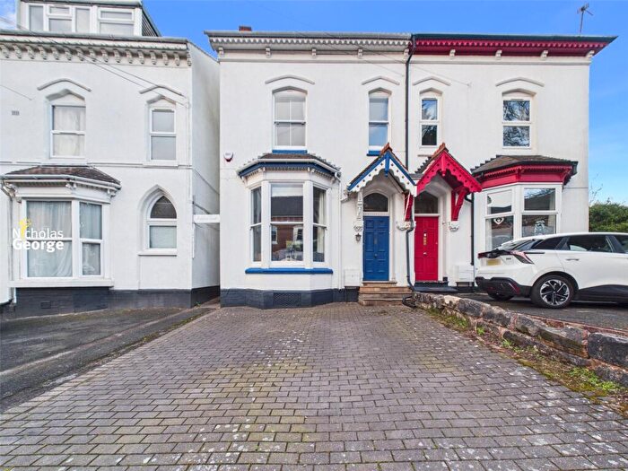 5 Bedroom Semi Detached House For Sale In Ashfield Road, Kings Heath, Birmingham, B14