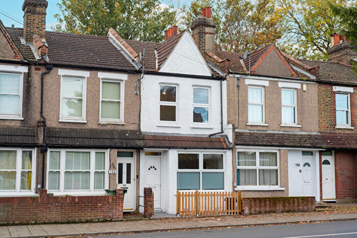 2 Bedroom Terraced House For Sale In Parish Lane, London, SE20