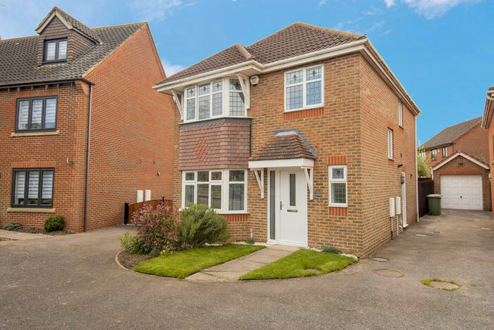 4 Bedroom Detached House To Rent In Amber Rise, Sittingbourne, ME10
