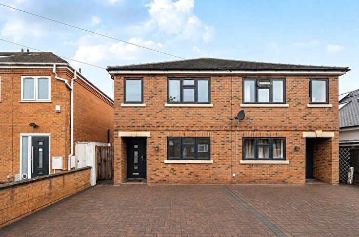 Property For Sale In Hardy Avenue, Ruislip, Greater London, HA4