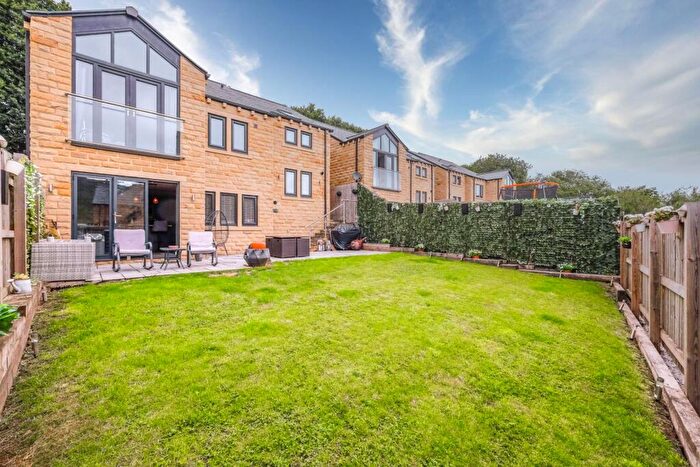 4 Bedroom Detached House For Sale In Woodland Walk, Meltham, HD9
