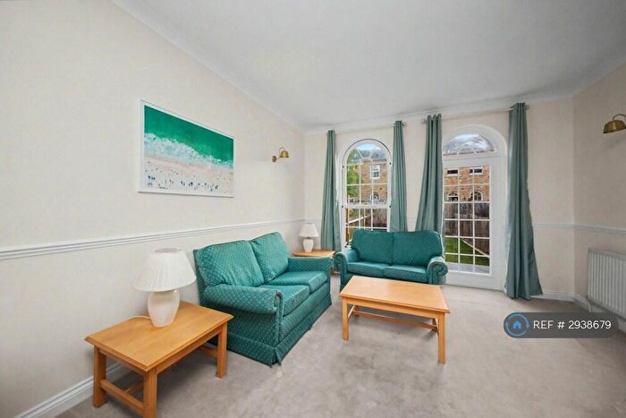 2 Bedroom Terraced House To Rent In Helena Square, London, SE16
