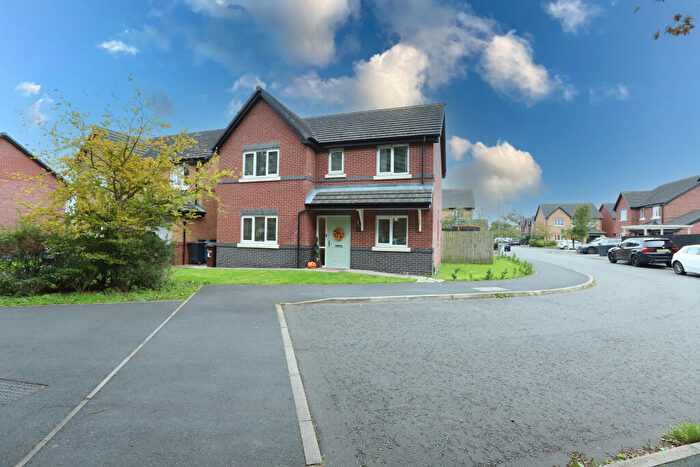 4 Bedroom Detached House For Sale In Riversleigh Way, Preston, PR4