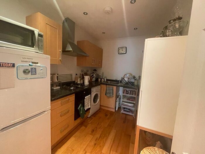 2 Bedroom Flat To Rent In Welldon Crescent, Harrow, Middlesex, HA1