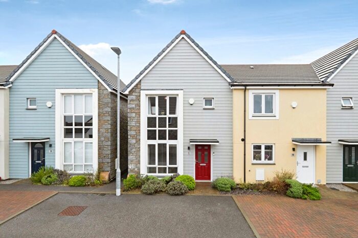 3 Bedroom End Of Terrace House For Sale In Park Wartha, Helston, Cornwall, TR13