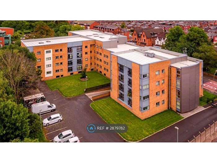2 Bedroom Flat To Rent In Moss Lane East, Manchester, M14