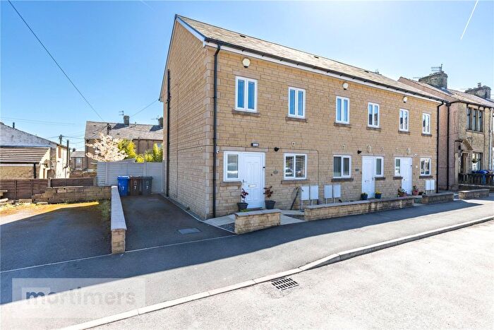 3 Bedroom End Terrace House For Sale In Newton Street, Oswaldtwistle, Accrington, Lancashire, BB5