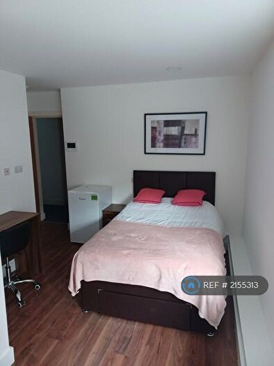 Studio To Rent In The Midway, Newcastle-Under-Lyme, ST5