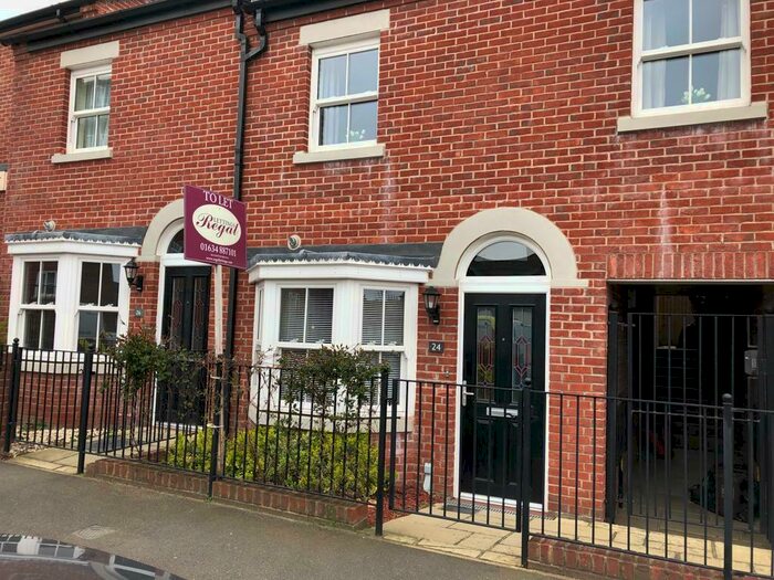 3 Bedroom House To Rent In Cazeneuve Street, Rochester, ME1