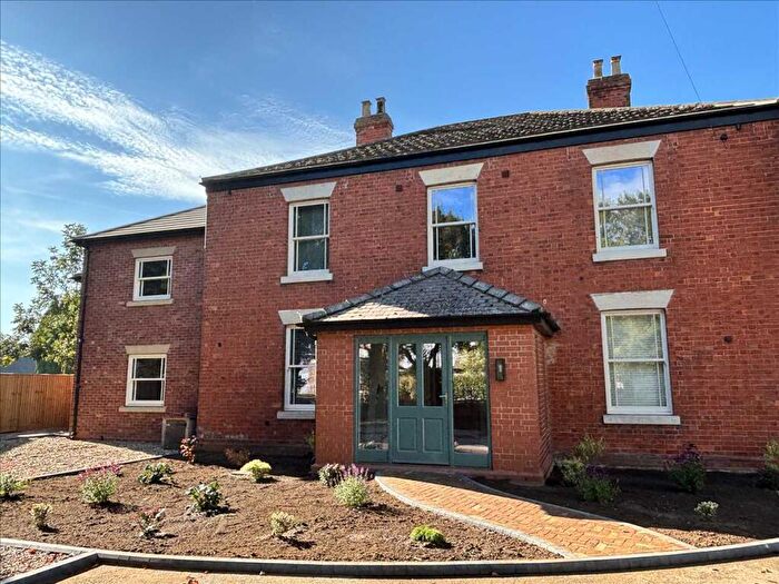 Property For Sale In Copper Beech Court Development, Grimsby, DN33