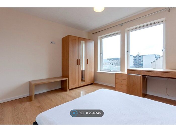 3 Bedroom Flat To Rent In Virginia Street, Aberdeen, AB11