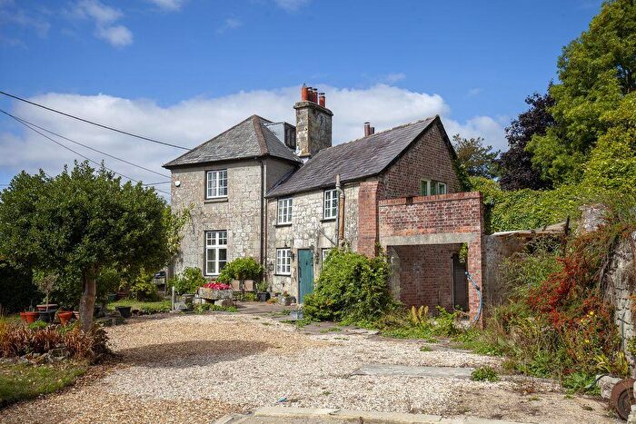 5 Bedroom Detached House For Sale In Bozley Hill, Cann, SP7