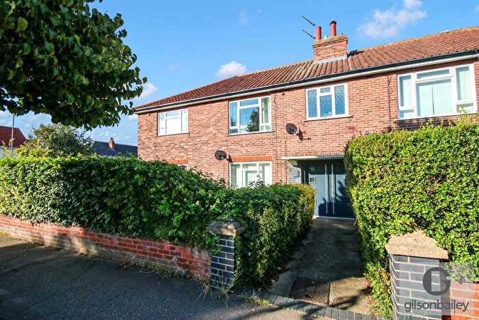 2 Bedroom Flat For Sale In Brian Avenue, Norwich, NR1