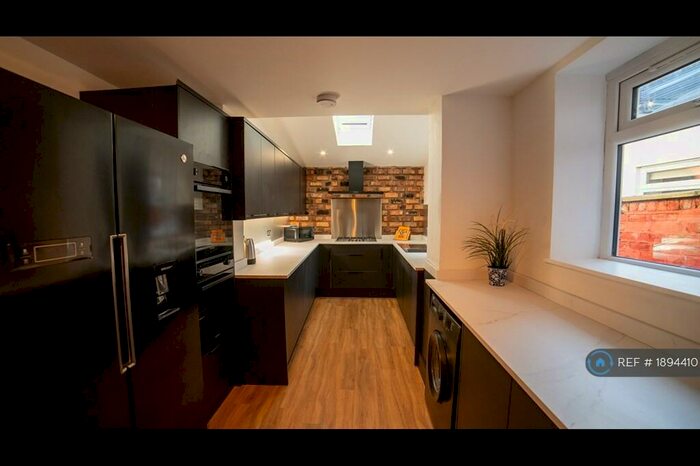 6 Bedroom Terraced House To Rent In Albert Edward Road, Liverpool, L7