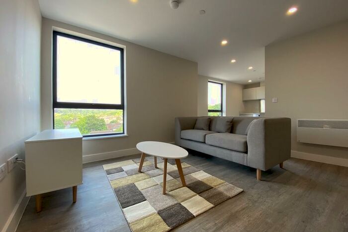 1 Bedroom Apartment To Rent In Northgate House, Stonegate Road, Leeds, LS6