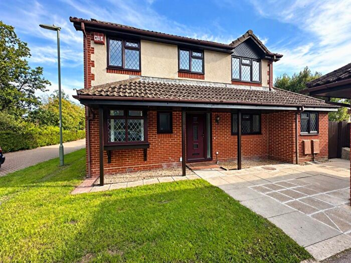 5 Bedroom Detached House To Rent In Gifford Close, Fareham, Hampshire, PO15