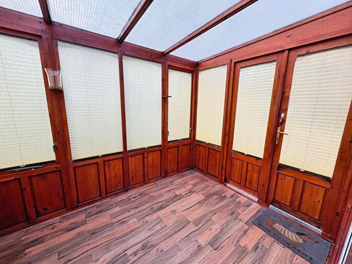 1 Bedroom Bungalow For Sale In Ladyside Close, Bransholme, Hull, East Yorkshire, HU7