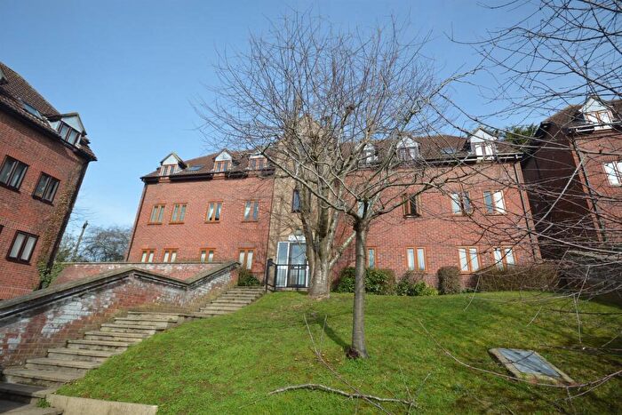 2 Bedroom Flat For Sale In Angle Side, Braintree, CM7