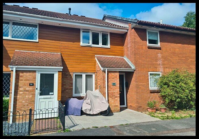 2 Bedroom Terraced House For Sale In Copperfields, Totton, Southampton, SO40