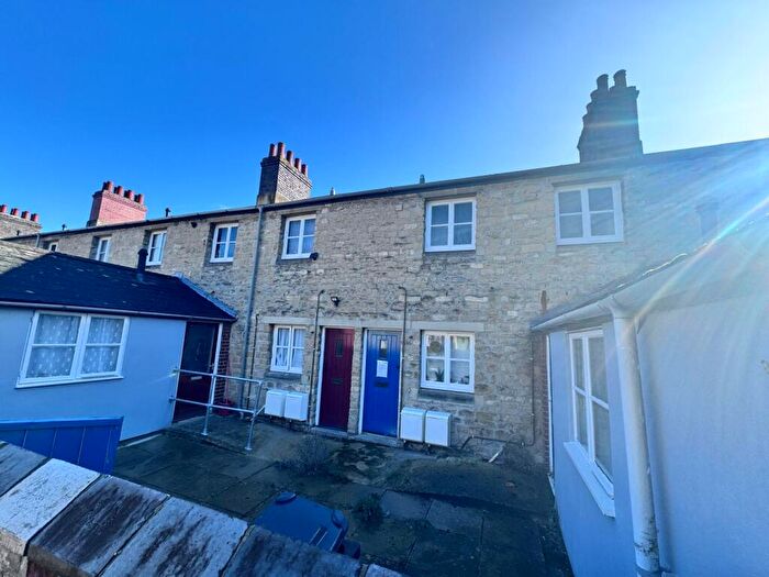 Studio For Sale In Faringdon Road, Swindon, SN1