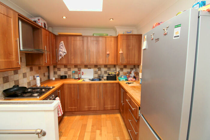 2 Bedroom Maisonette To Rent In Waite Davies Road, London, SE12