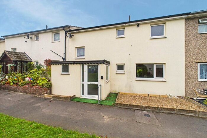 3 Bedroom House For Sale In Fountains Garth, Bracknell, Berkshire, RG12