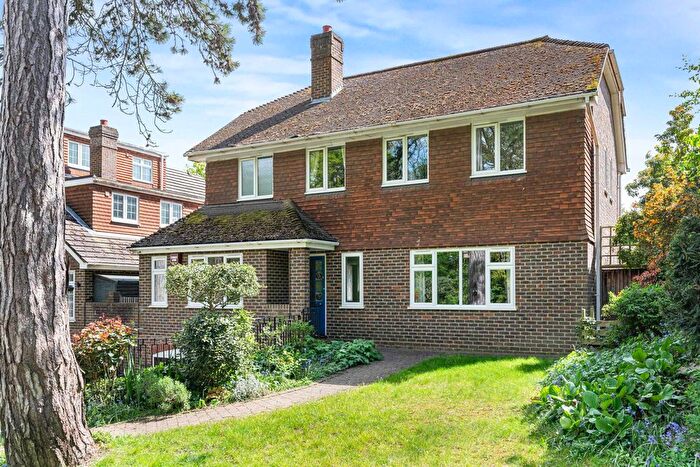 4 Bedroom Detached House For Sale In Crab Hill, Beckenham, BR3