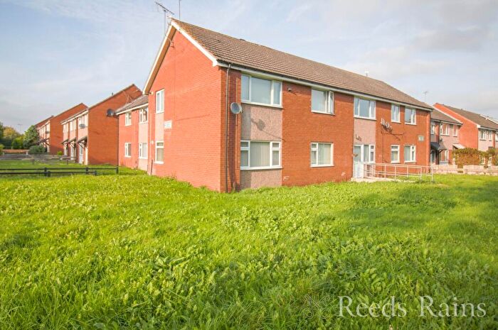 3 Bedroom Apartment To Rent In Warkworth Court, Ellesmere Port, Cheshire, CH65