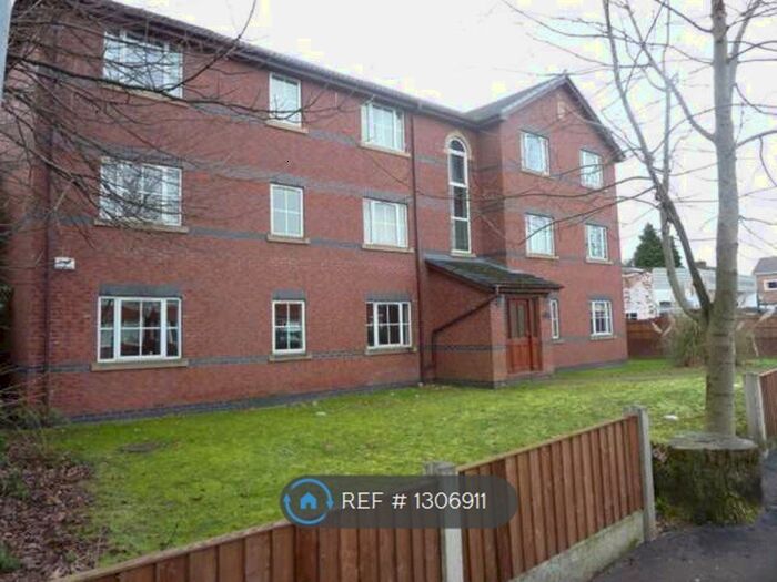 2 Bedroom Flat To Rent In Offerton, Stockport SK2